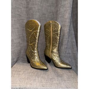Beast Fashion Western Cowboy Boots Gold Metallic Rhinestones Size 7.5 NEW IN BOX